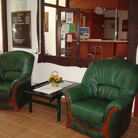 Hotel Termal Tiszaújváros Dış mekan fotoğraf