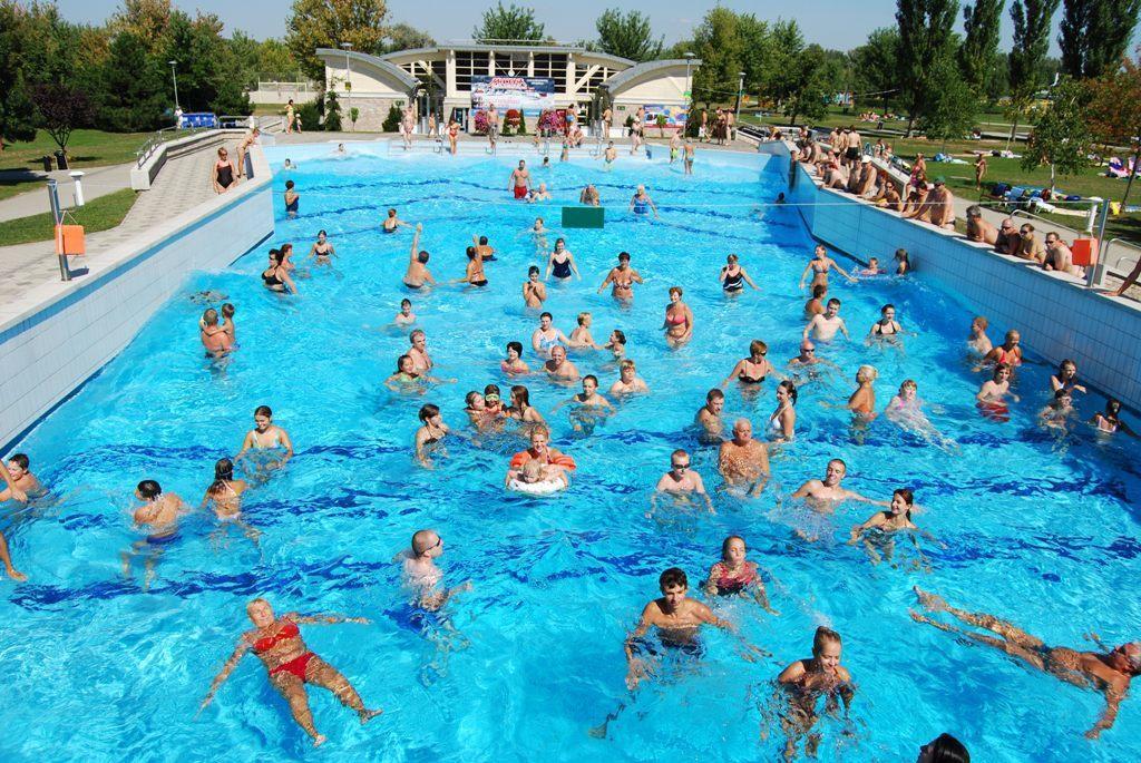 Hotel Termal Tiszaújváros Dış mekan fotoğraf
