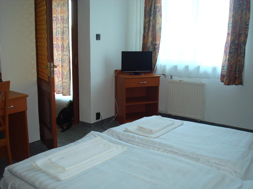 Hotel Termal Tiszaújváros Dış mekan fotoğraf