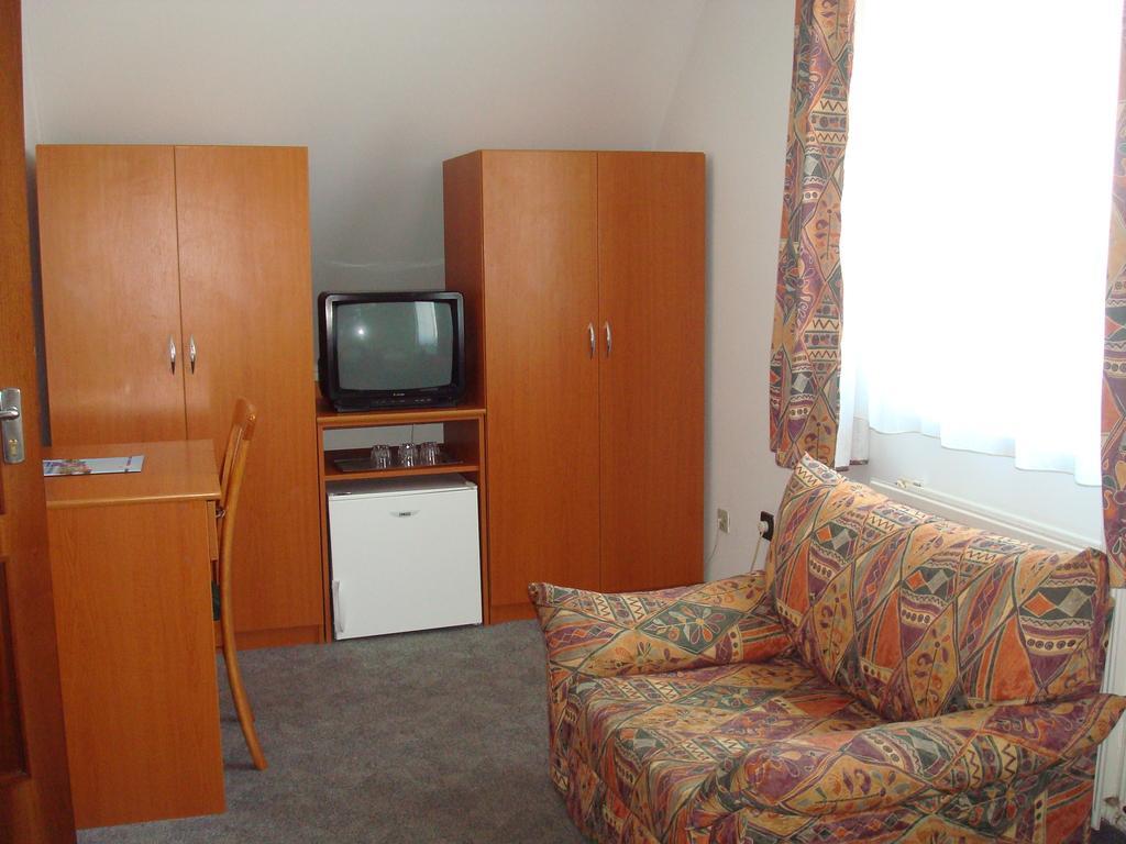 Hotel Termal Tiszaújváros Oda fotoğraf